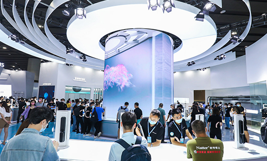建博会首日Ileyu·乐鱼3D全息科技展馆惊艳亮相，智简生活，即刻体验！